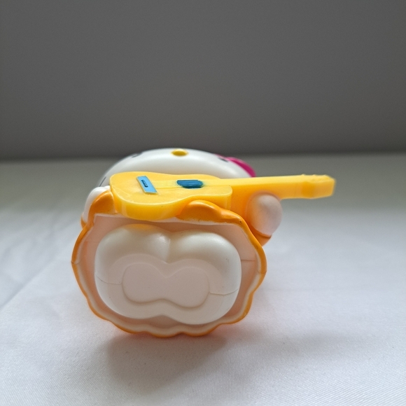 Hello kitty | McDonald's 2013 bobble toy - Picture 4 of 7